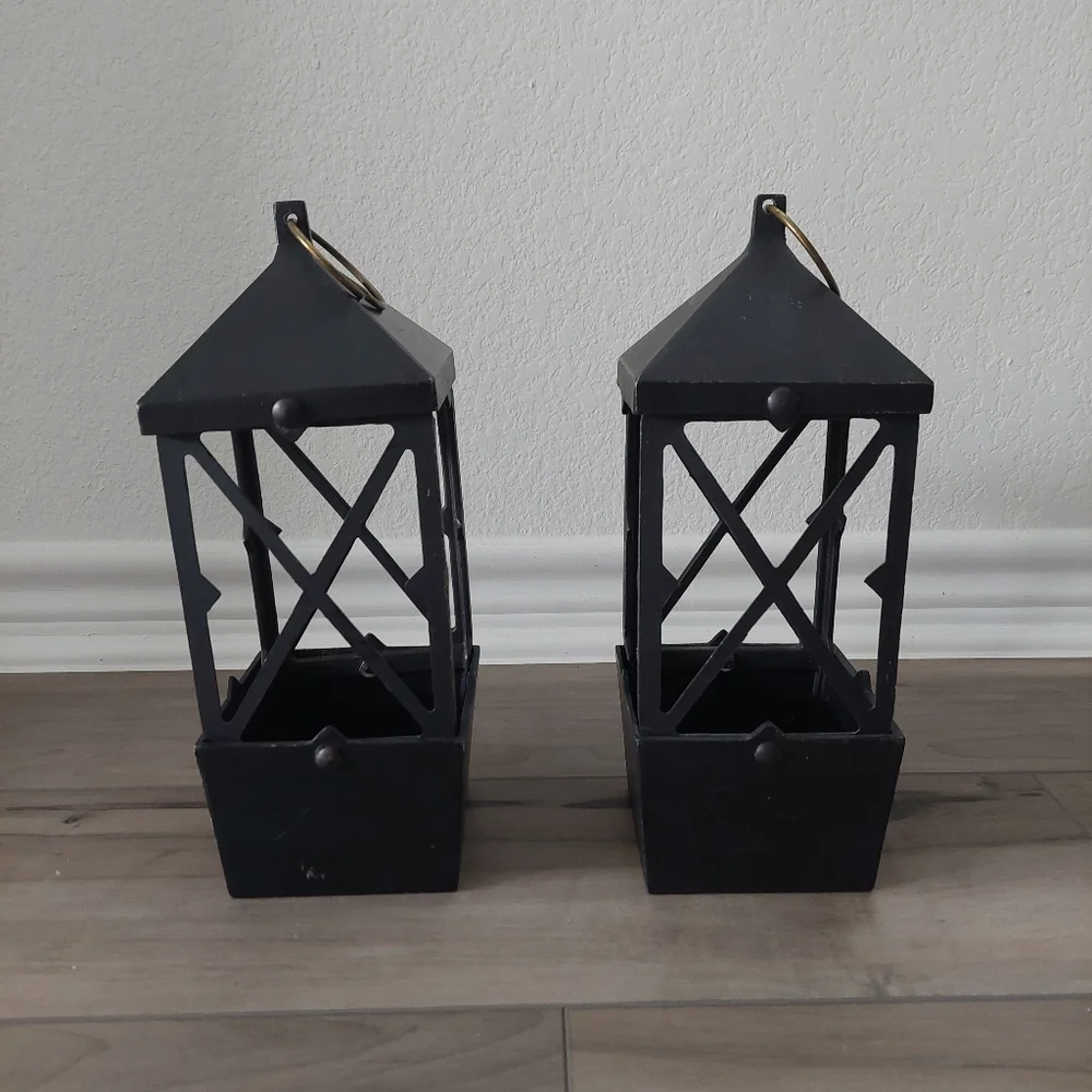 Vintage Black Metal Lantern Candleholder Set